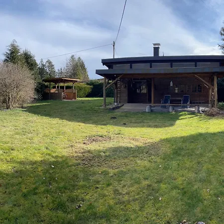 Hébergement de vacances Urige Blockhuette Direkt Am Waldrand Ludwigswinkel